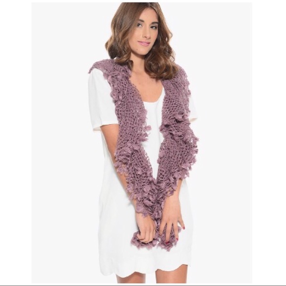 Women’s Mauve Purple Crochet Knit Winter Scarf - Picture 2 of 6